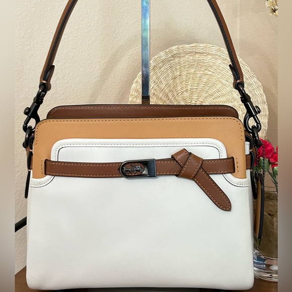 Coach Handbags - COACH Tate Color Block Glovetanned Leather 2Way Shoulder/Crossbody Bag